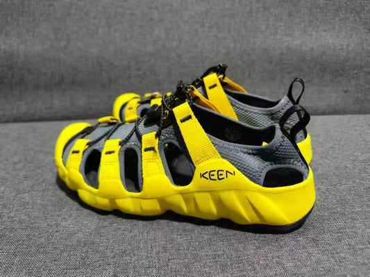 VIPOL Men's Breathable Outdoor Sandals – Comfort Meets Adventure